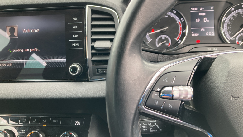 Skoda Karoq 1.5 TSI SE Technology 5dr DSG Petrol Estate